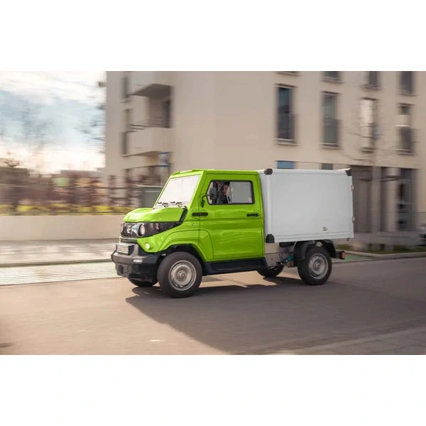 Elektrické užitkové vozidlo EVUM aCar 4×4